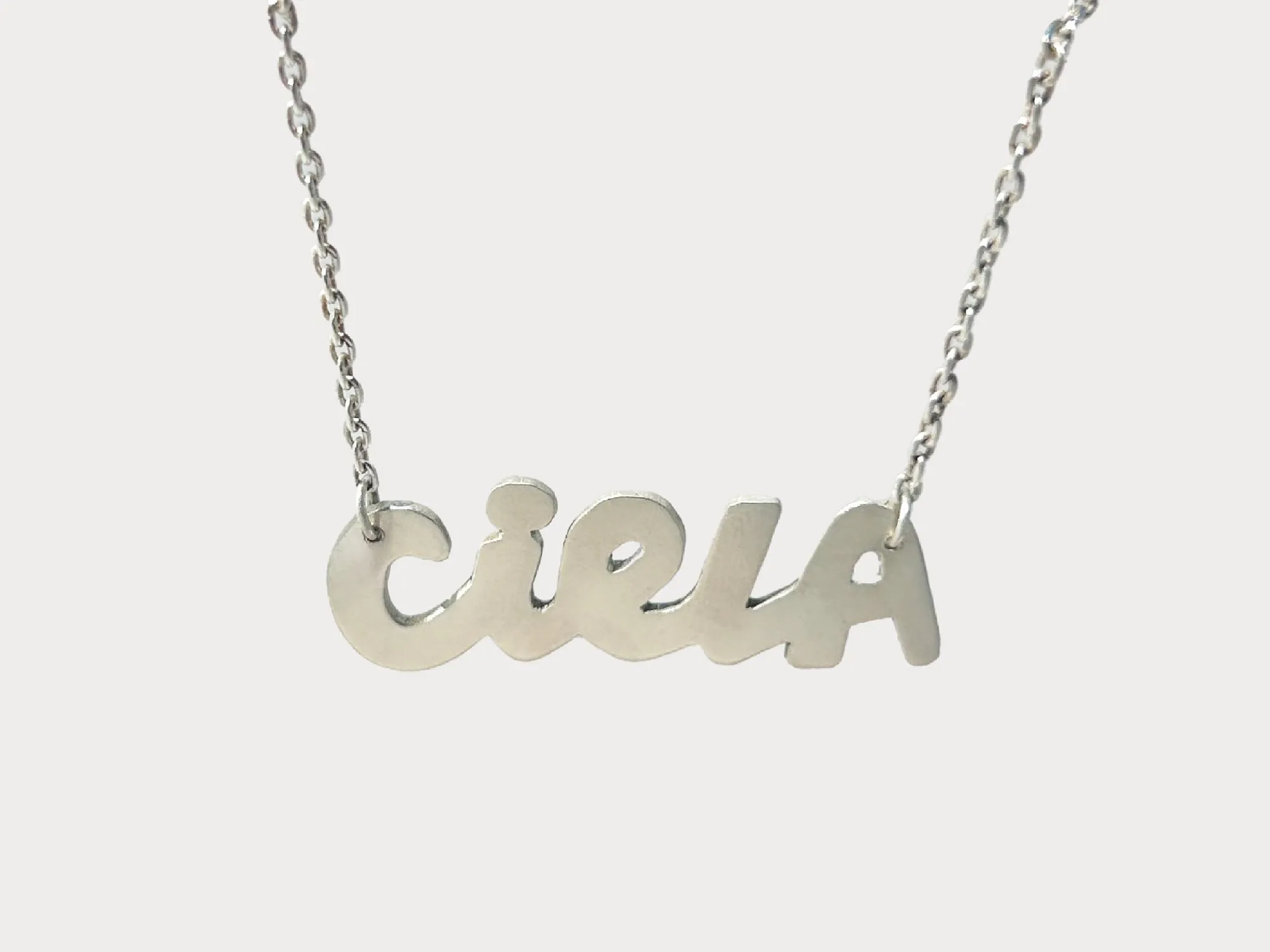 work/ciela-necklace/cielafinal.webp image 12